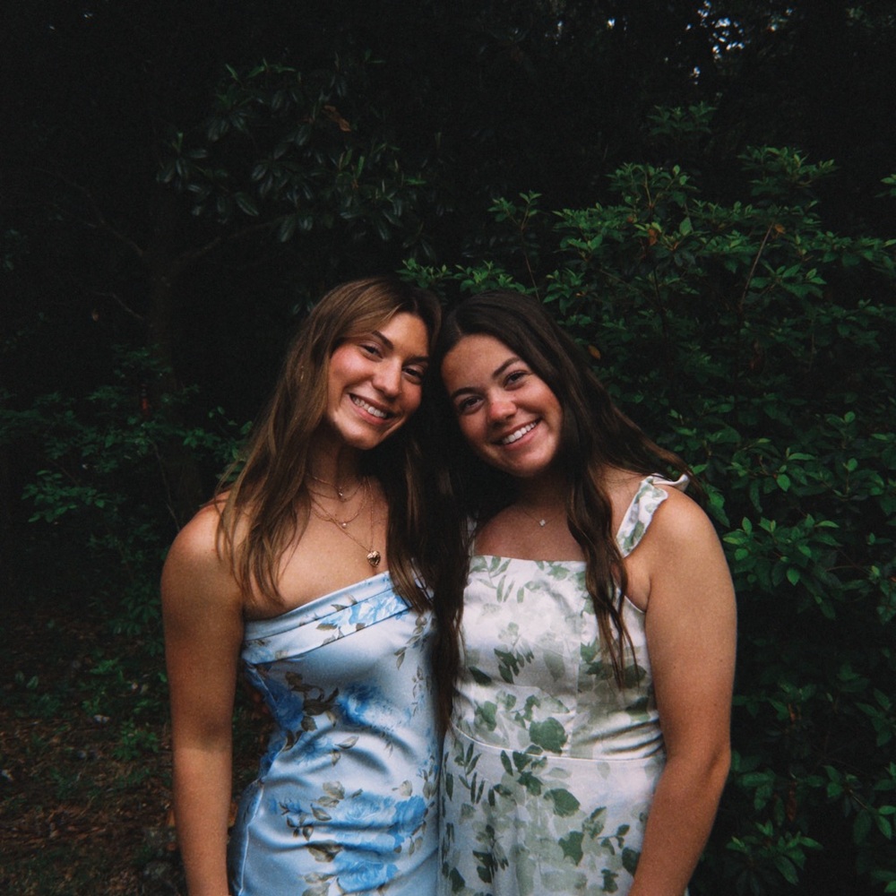 Meet your Posher, Lily